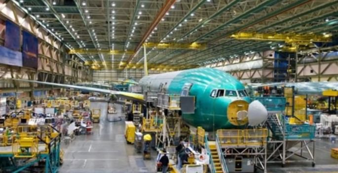 boeing assembly robot