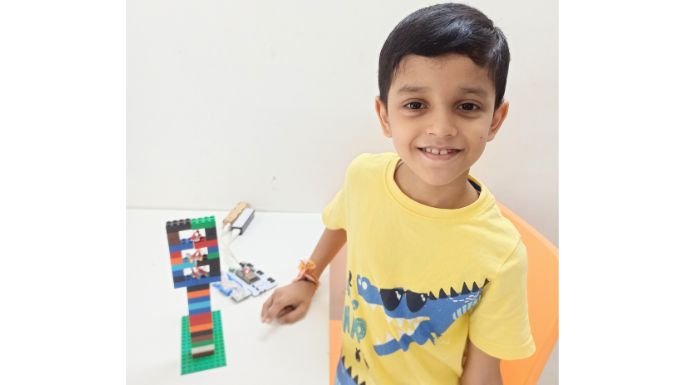 traffic model using microcontroller