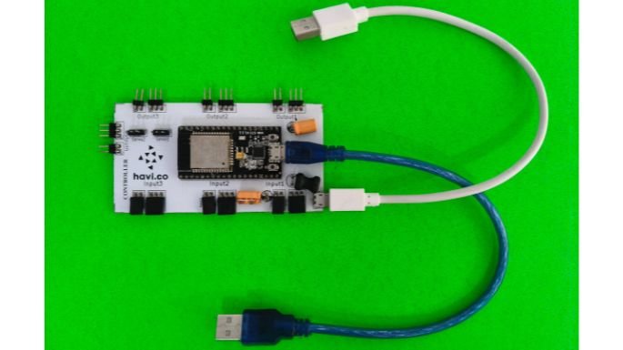connected data cable & usb cable with Havi controller
